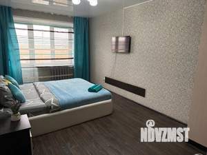 1-к квартира, посуточно, 32м2, 3/5 этаж